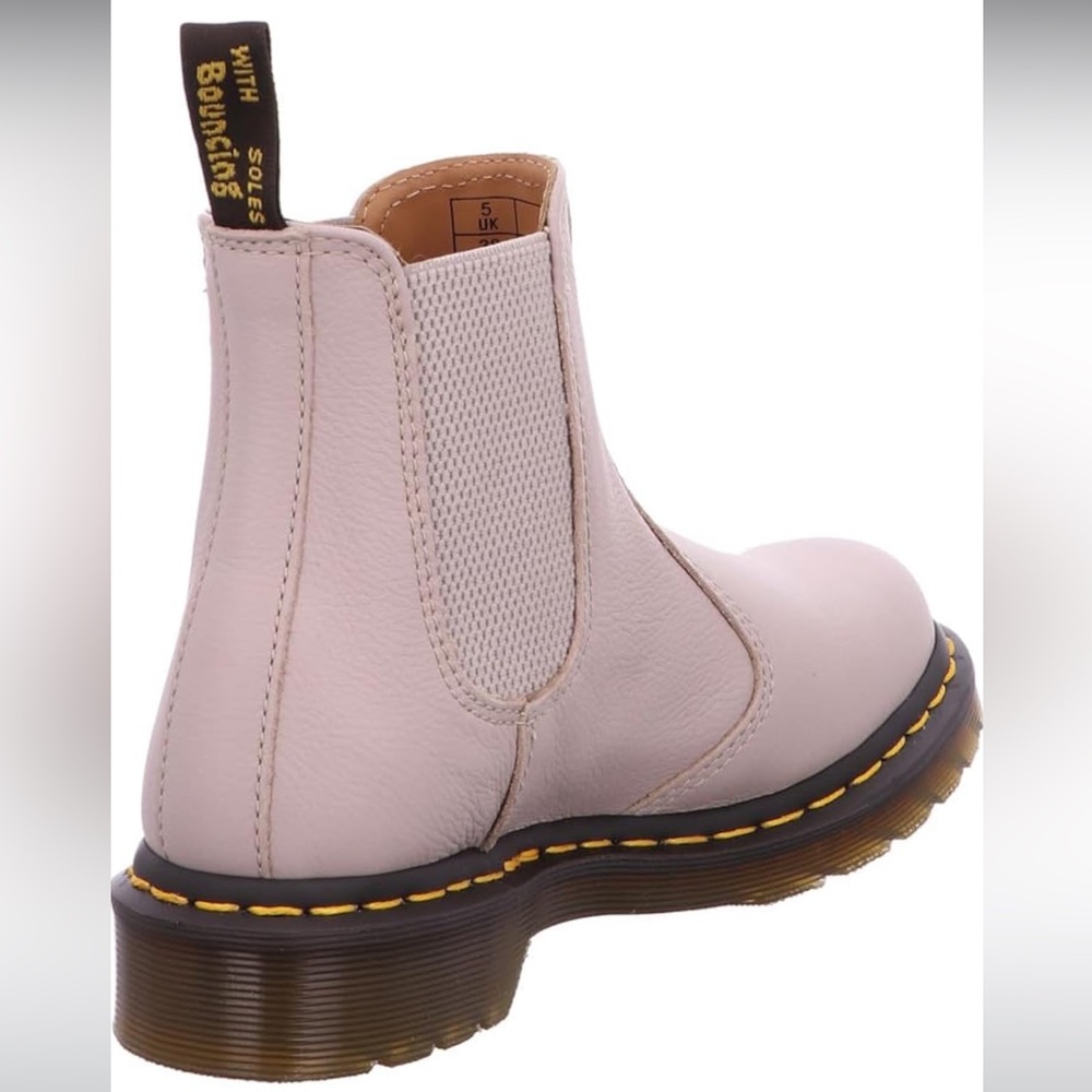 Dr. Martens Chelsea 2976 Virginia Boot - Picture 2 of 15